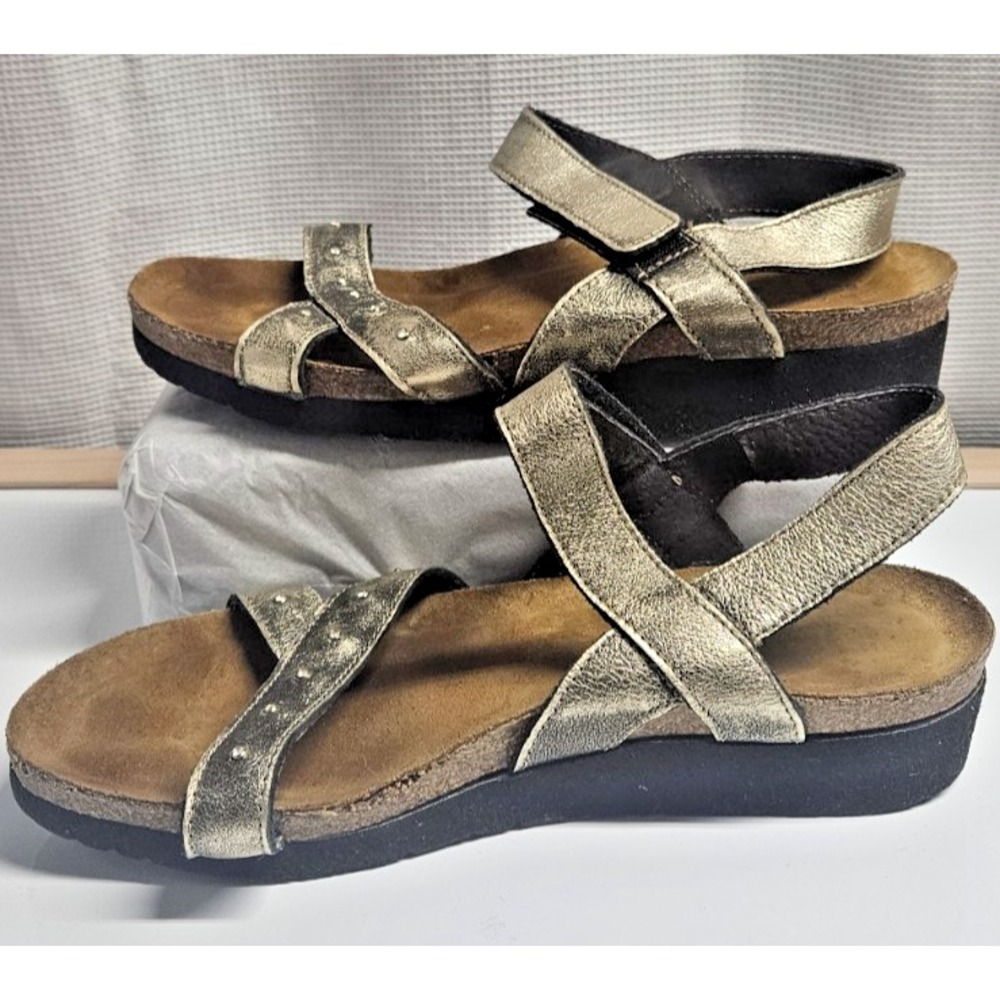 NAOT woman metalic gold‎ leather upper rhinestones Cork 39/L8